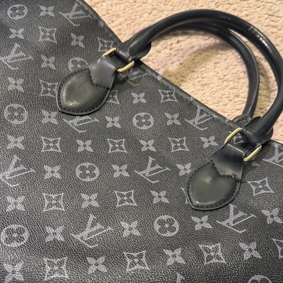 Chic Black Monogram Tote Bag - Picture 3 of 12